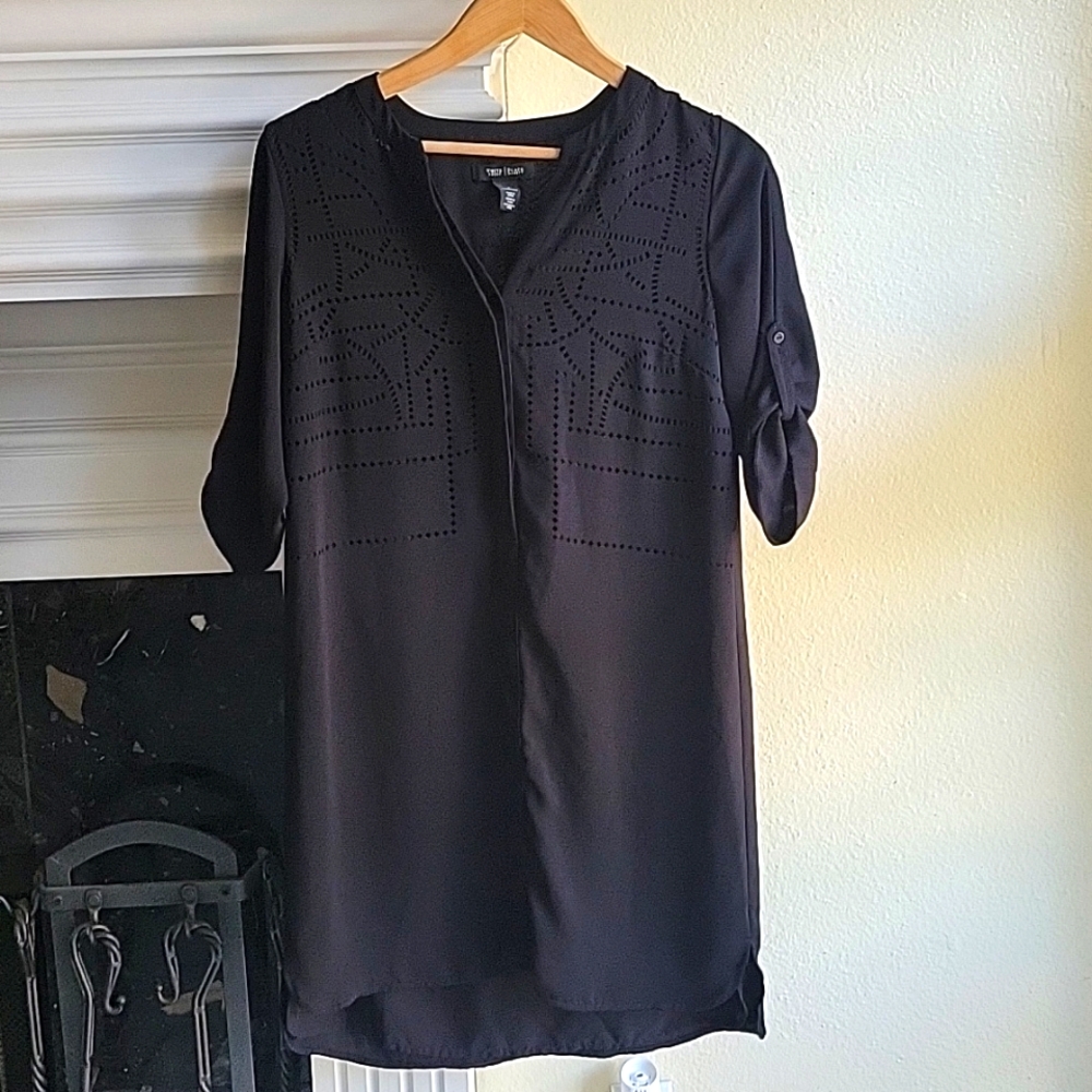 WHBM Black dress with eyelet detail, short sleeves, t-shirt/shirt waist